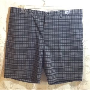 Greg Norman Black Gray Plaid Performance Shorts